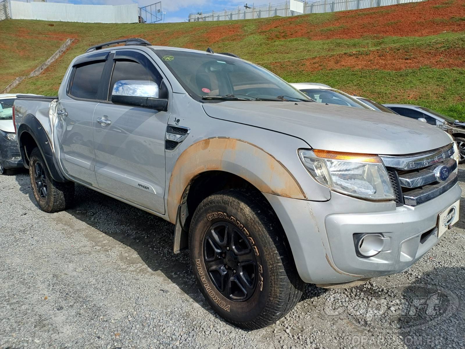 Veículo FORD Ranger Ford Ranger CD XLT 3.2 Duratorq TDCi 2013 Médio Estado 2013 em leilão