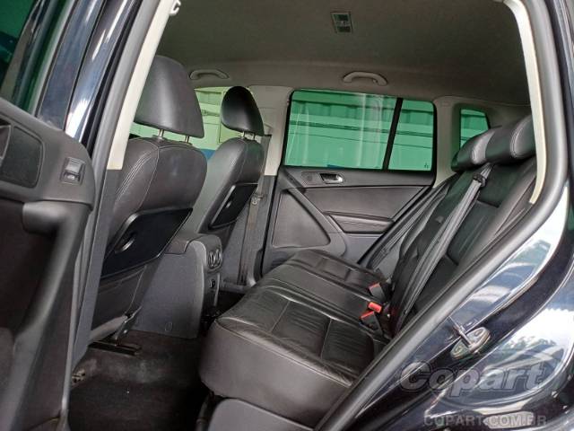 2010 VOLKSWAGEN TIGUAN 