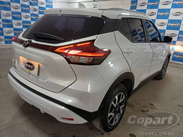 2024 NISSAN KICKS 