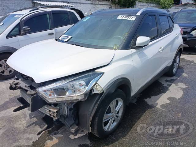 2020 NISSAN KICKS 