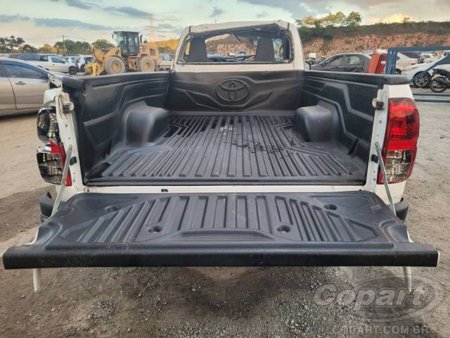 2024 TOYOTA HILUX CS 