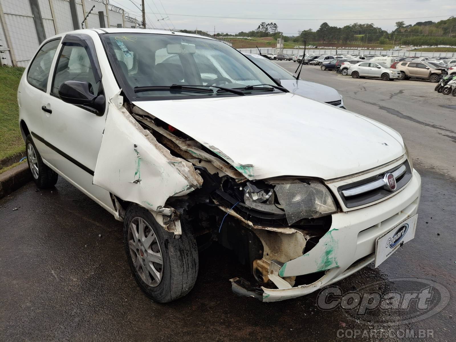 Veículo Fiat Palio Fiat Palio Fire Economy 1.0 2014 Colisão Frontal 2014 em leilão