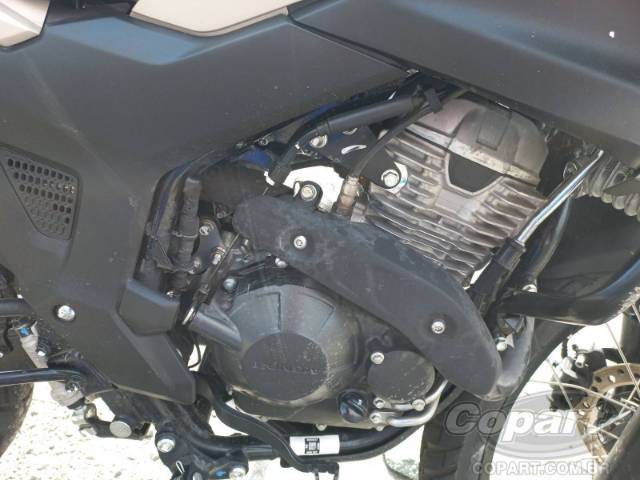 2025 HONDA XRE SAHARA 300 