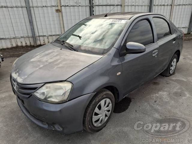 2015 TOYOTA ETIOS SEDA 