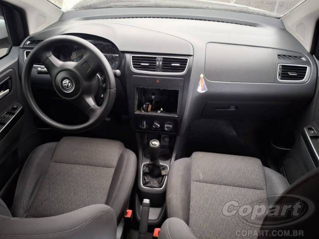 2013 VOLKSWAGEN FOX 