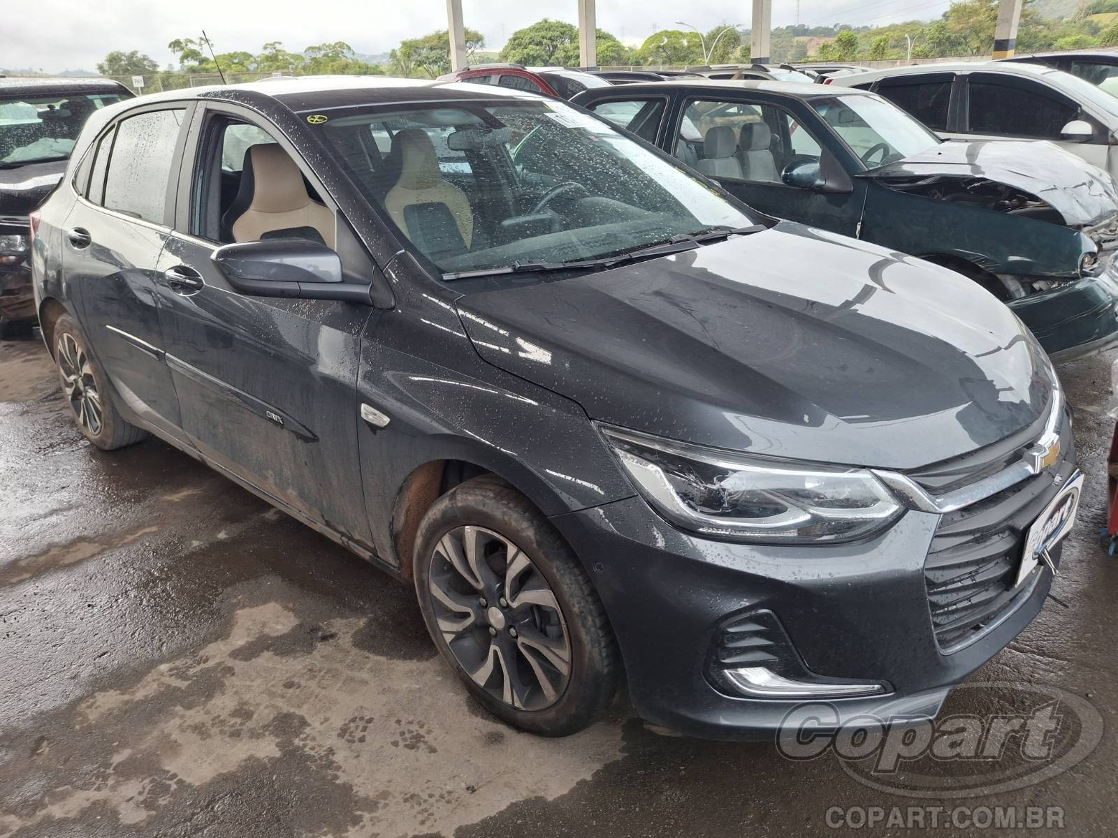 Veículo GM - Chevrolet Onix 2024 CHEVROLET ONIX Premier AT 1.0 12V Ecotec Turbo 2024 em leilão