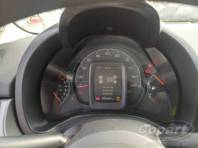 2016 FIAT UNO 