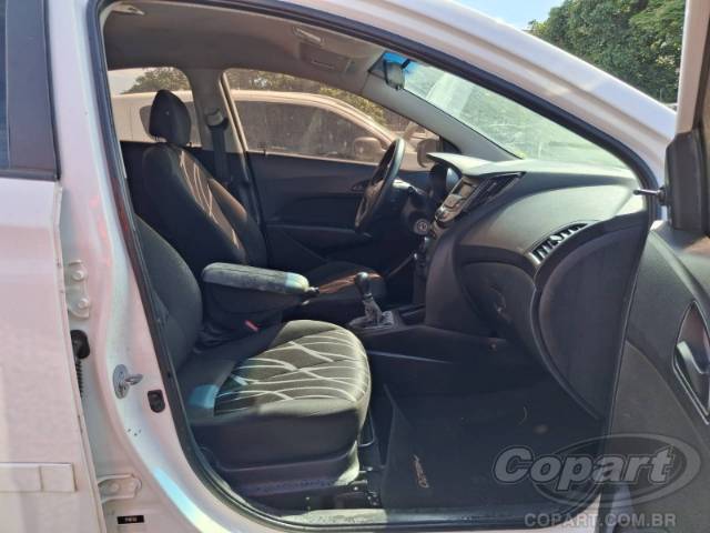2015 HYUNDAI HB20 
