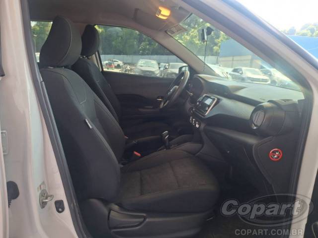 2022 NISSAN KICKS 