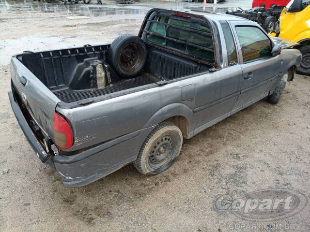 2005 VOLKSWAGEN SAVEIRO 