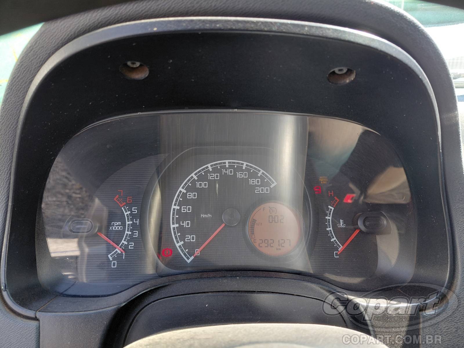 Foto 8 de 13: 2016 FIAT STRADA CE