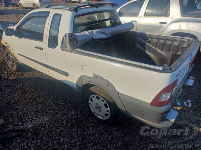2011 FIAT STRADA 