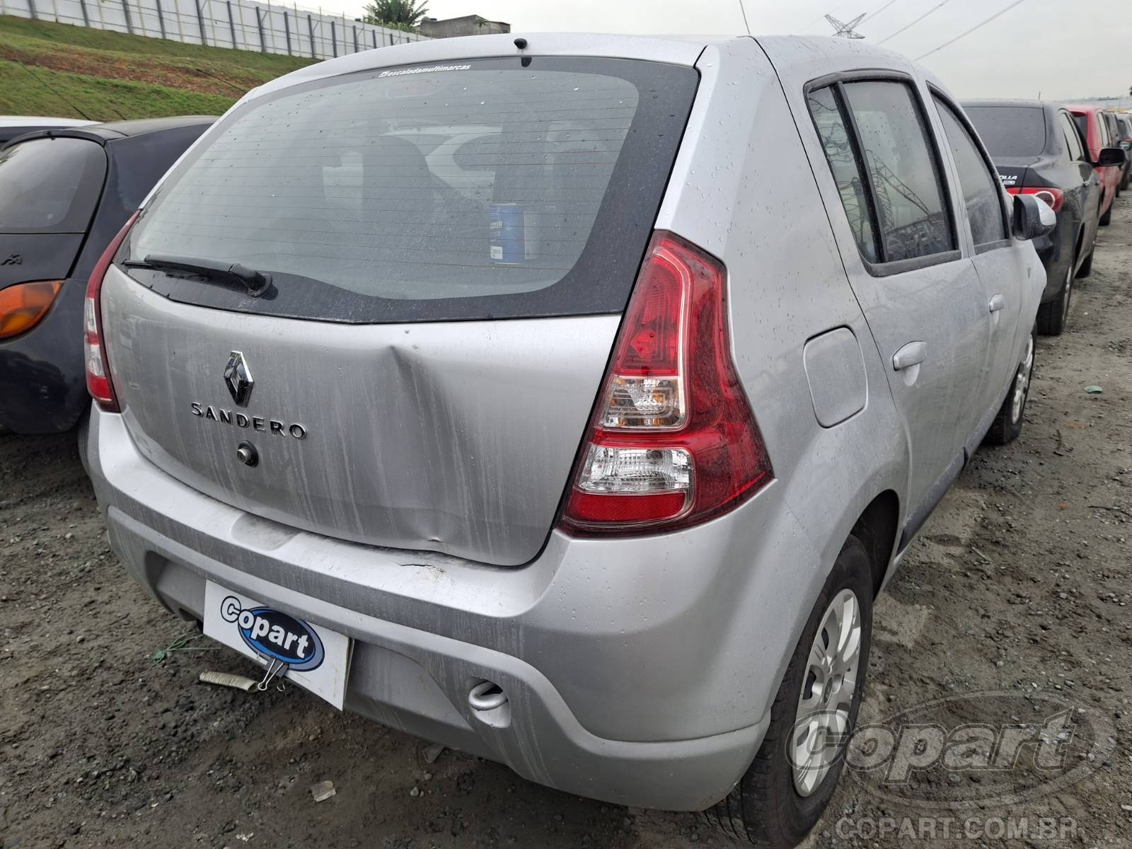2012 RENAULT SANDERO — foto 4 de 11