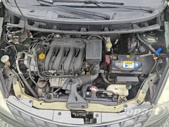 2010 NISSAN LIVINA 