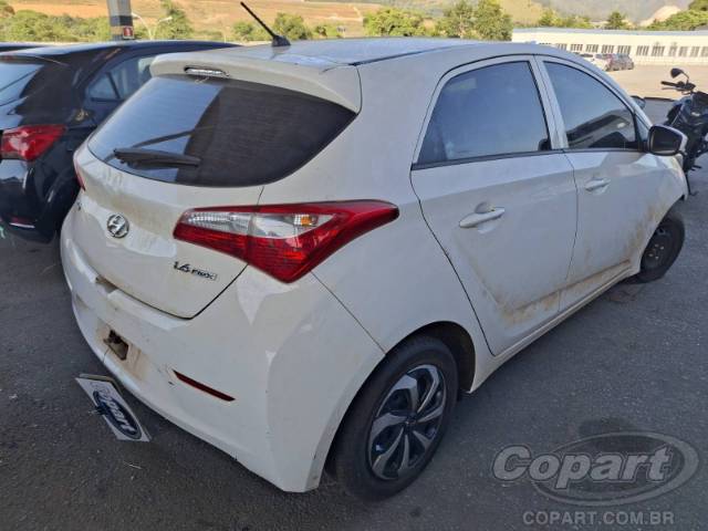 2013 HYUNDAI HB20 