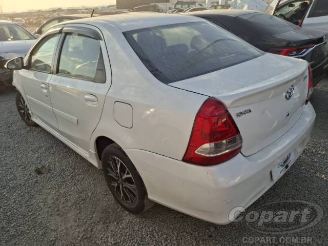 2017 TOYOTA ETIOS SEDA 