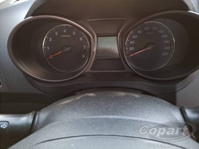 2015 HYUNDAI HB20 