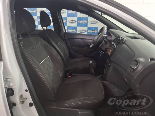 2023 RENAULT SANDERO 