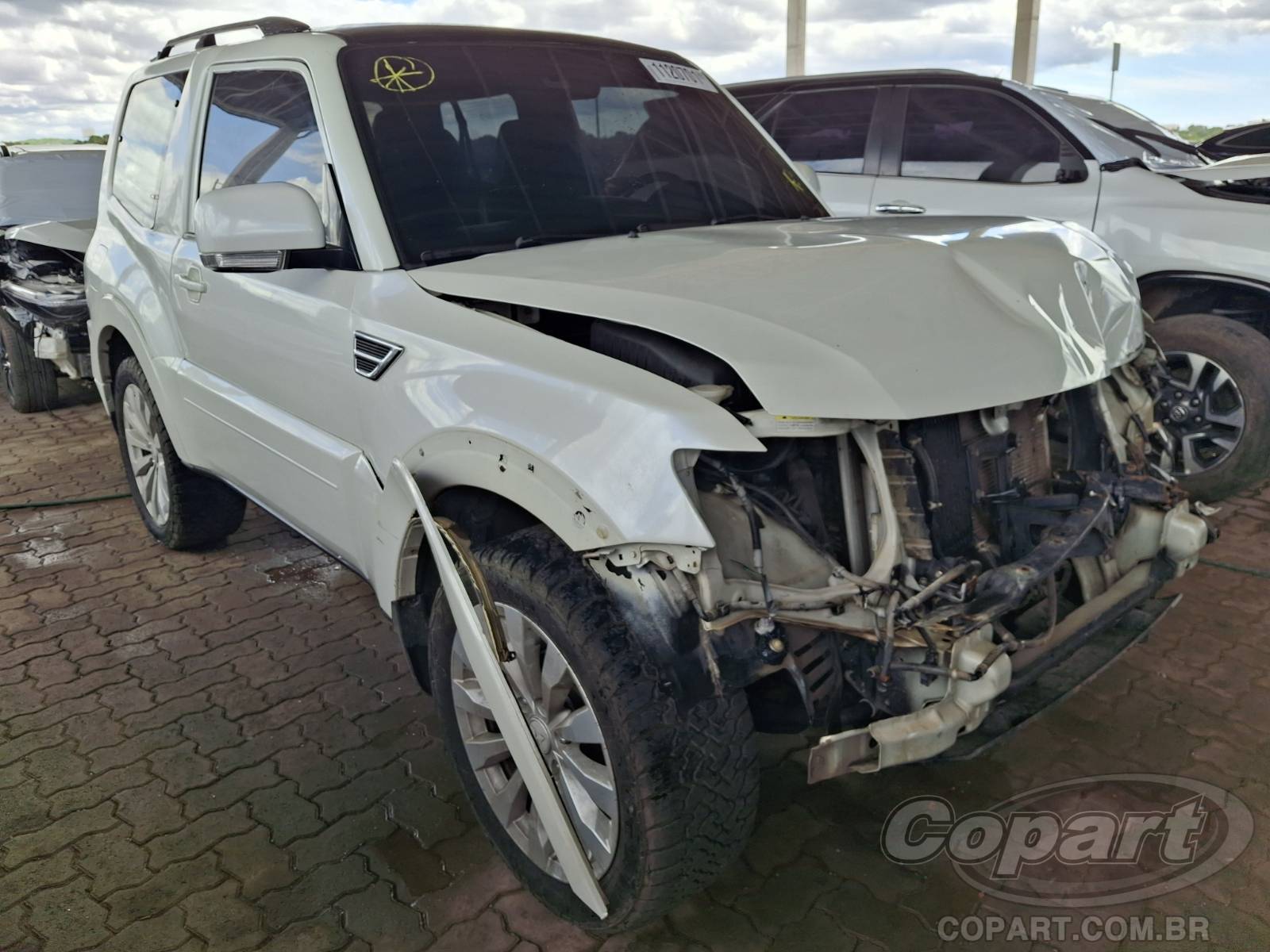 Veículo Mitsubishi Pajero Mitsubishi Pajero Full 3.2 Turbo 2016 2016 em leilão
