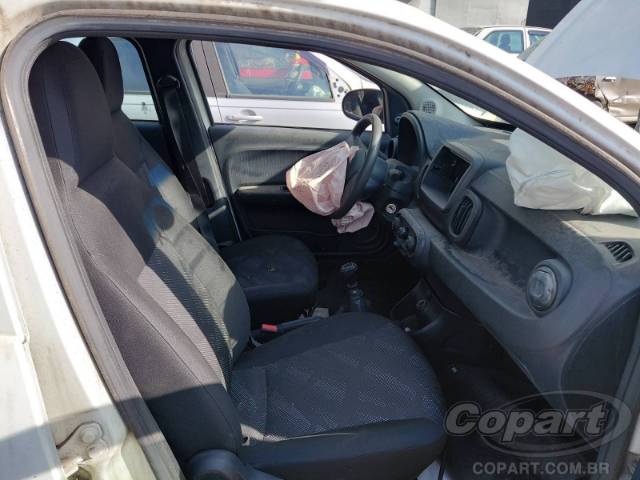 2017 FIAT MOBI 