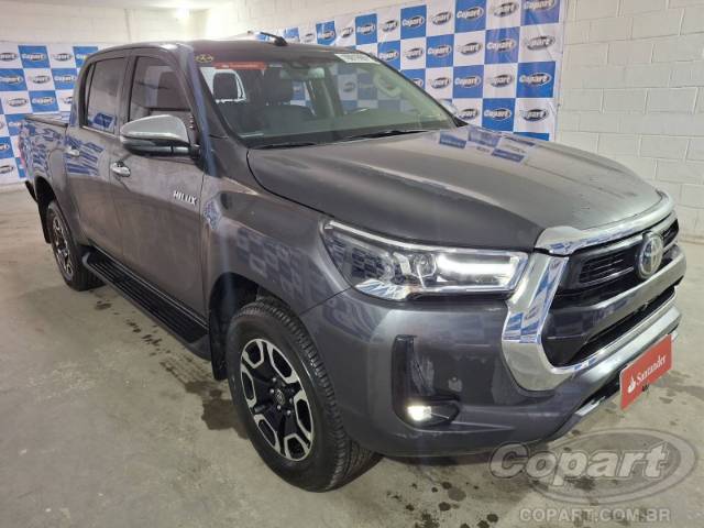 2024 TOYOTA HILUX CD 