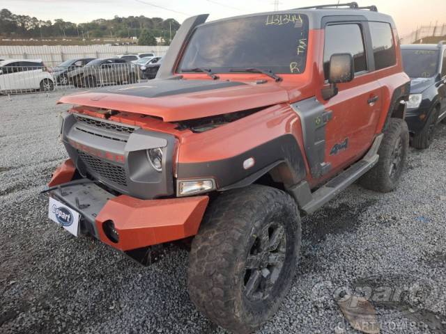 2018 TROLLER T4 