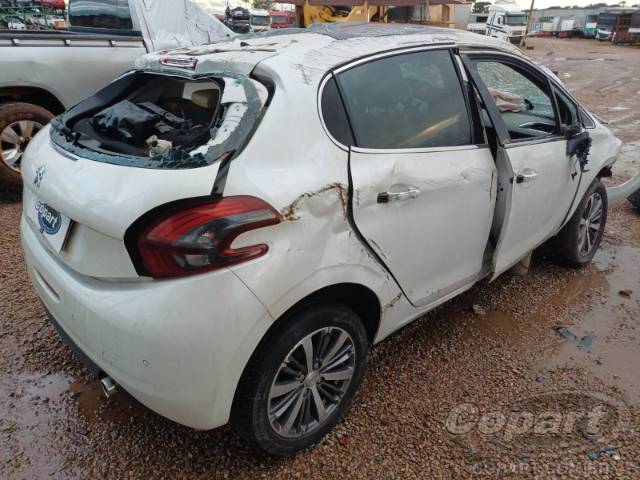 2018 PEUGEOT 208 