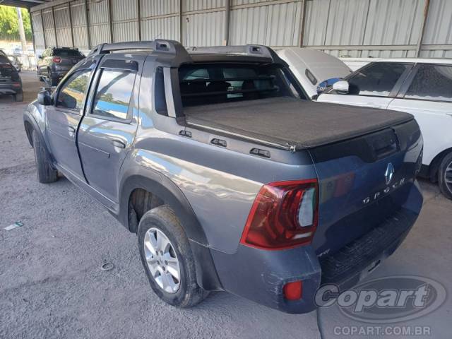 2019 RENAULT DUSTER OROCH 