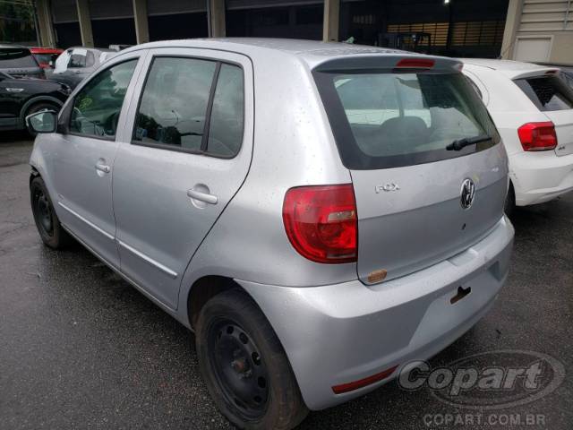 2010 VOLKSWAGEN FOX 