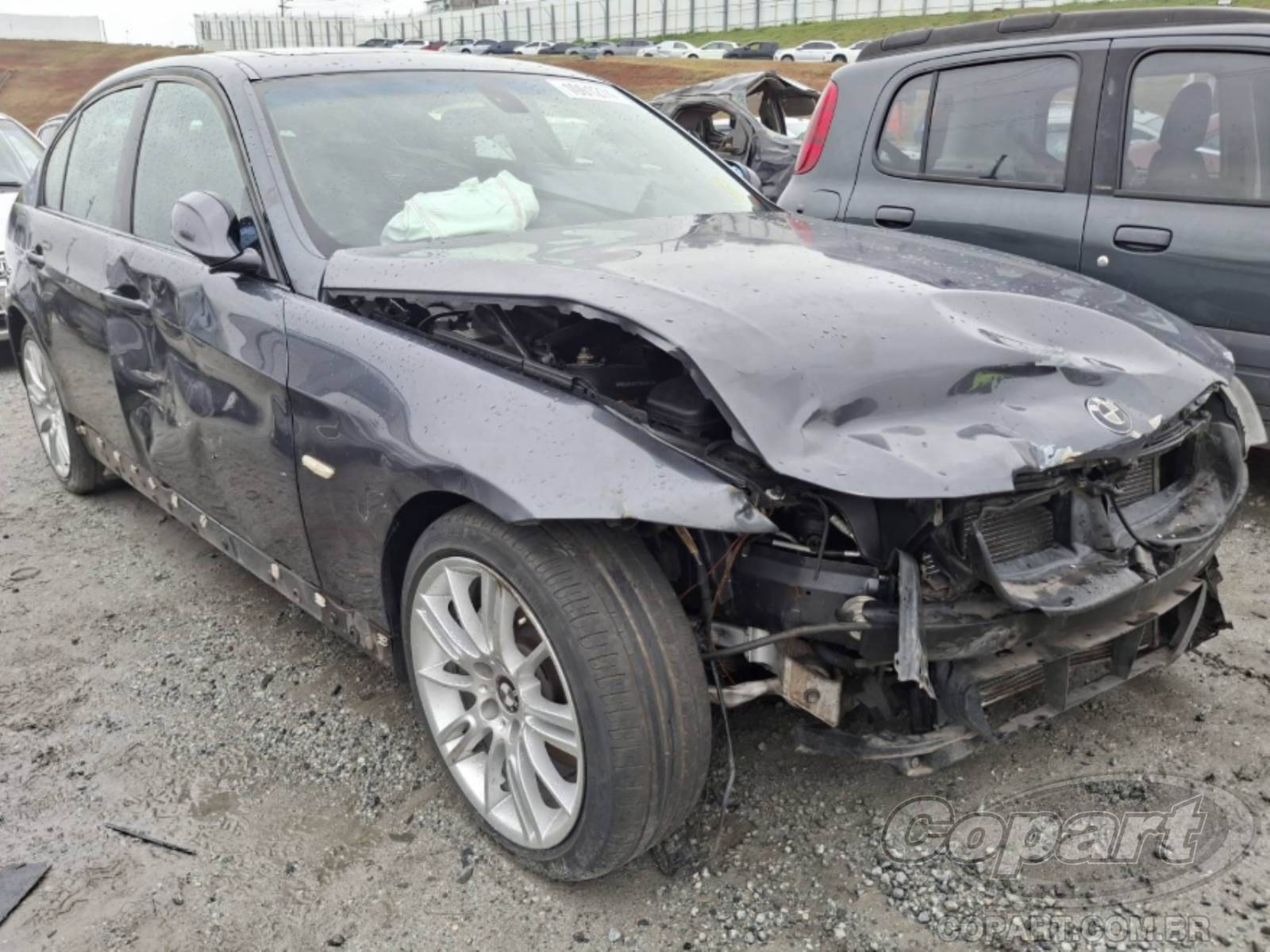 Veículo BMW Série 3 BMW SERIE 3 2007 Gasolina 2007 em leilão