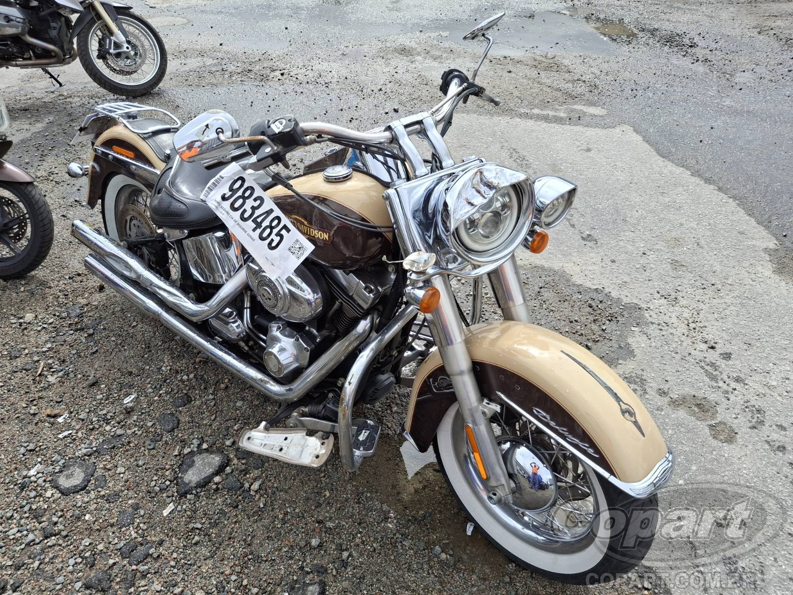Harley-Davidson Softail FLSTN Deluxe 2014 Pequena Monta