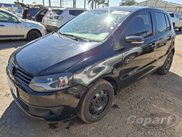 2013 VOLKSWAGEN FOX 
