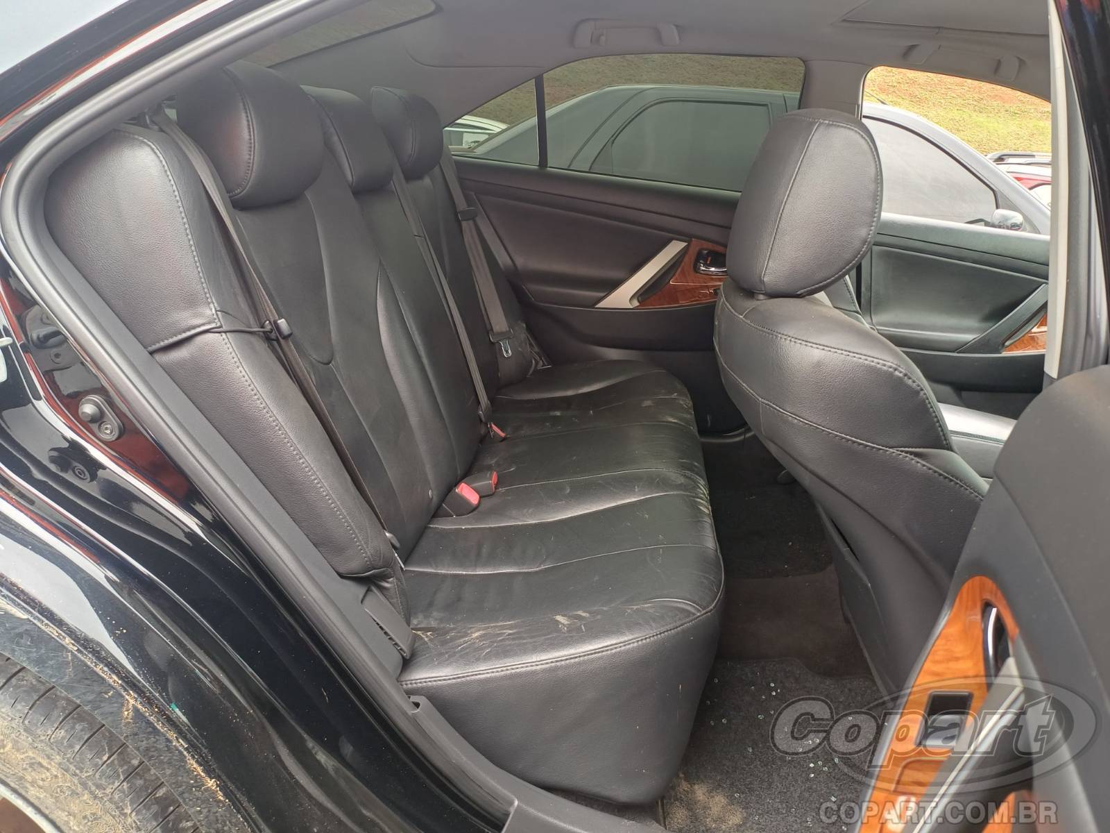 2009 TOYOTA CAMRY — foto 6 de 13