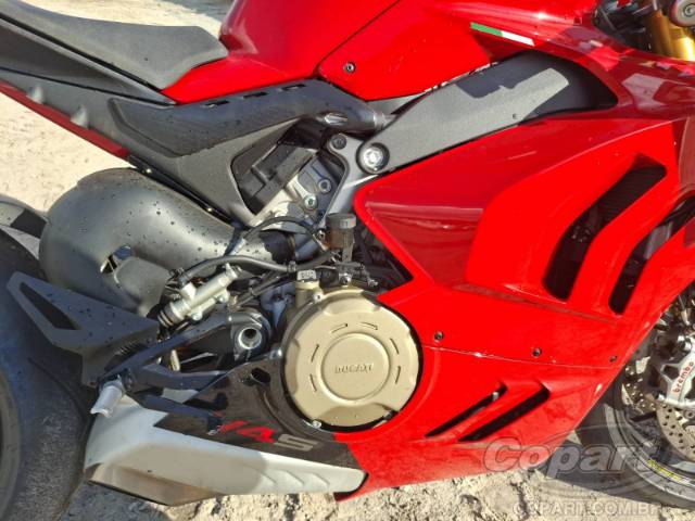 2024 DUCATI PANIGALE 
