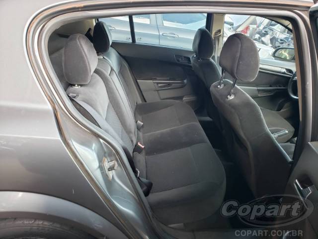 2011 CHEVROLET VECTRA HATCH 