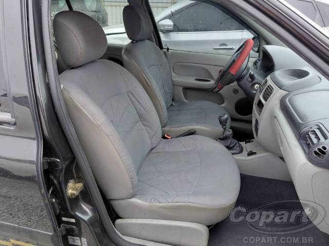 2004 RENAULT CLIO 