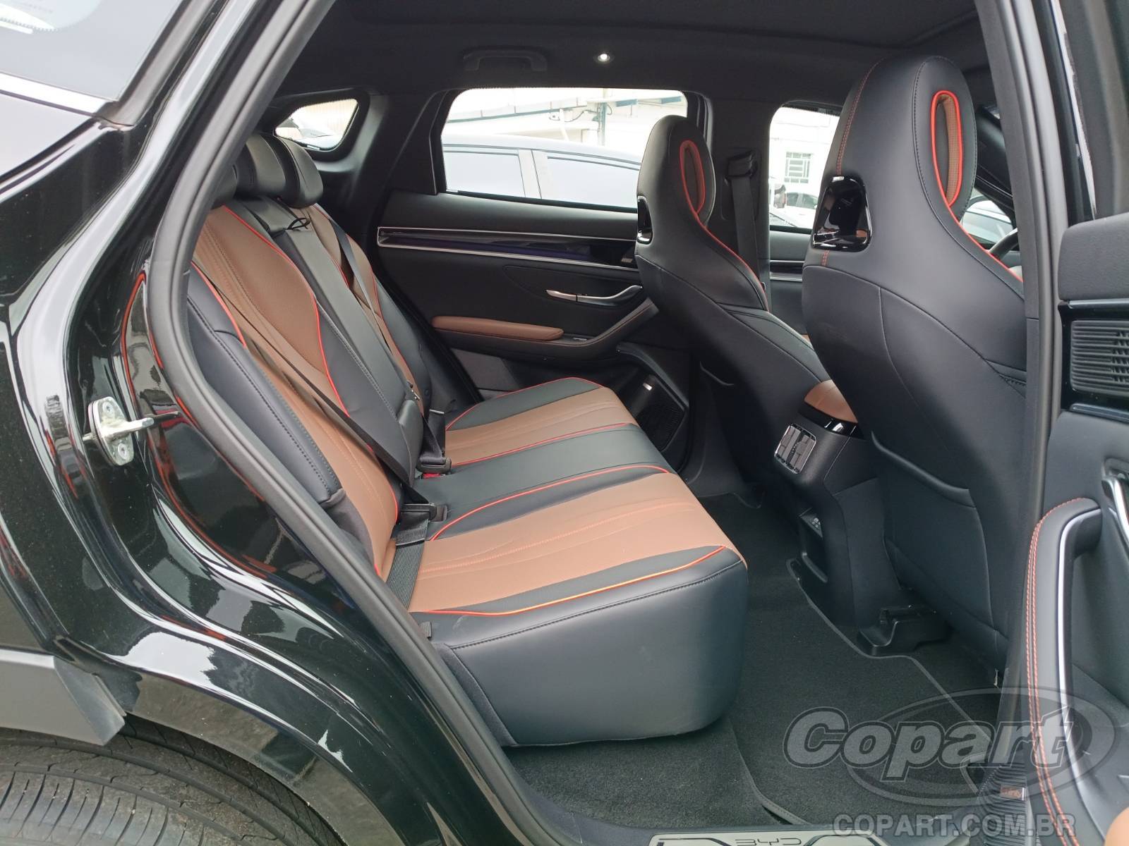 Foto 6 de 11: 2026 BYD SONG PLUS
