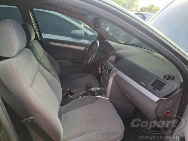 2011 CHEVROLET VECTRA 