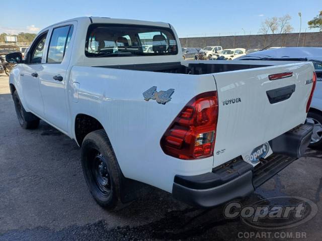 2023 TOYOTA HILUX CD 