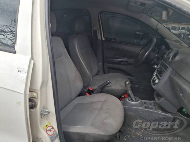 2009 VOLKSWAGEN GOL 