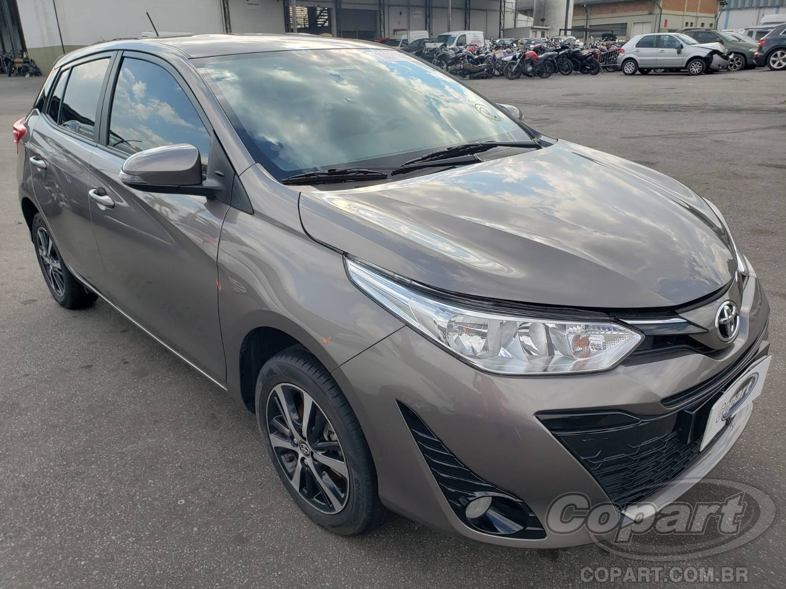 Veículo Toyota Yaris TOYOTA YARIS XS CVT 1.5 16V DUAL VVT-I 2018 2019 em leilão