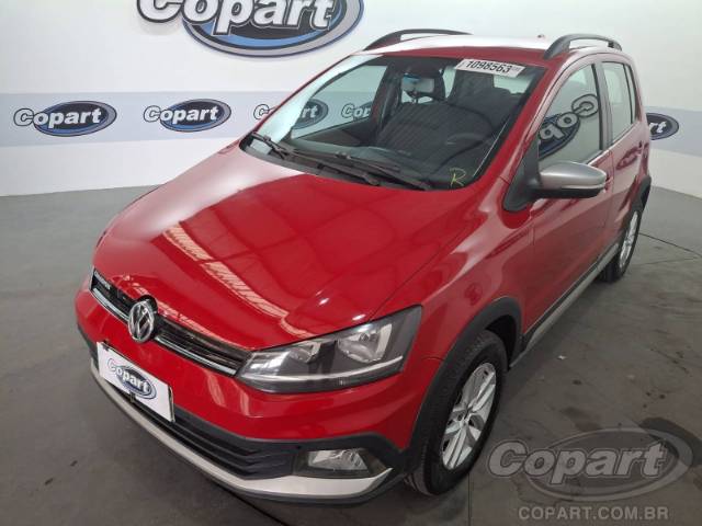 2015 VOLKSWAGEN FOX 