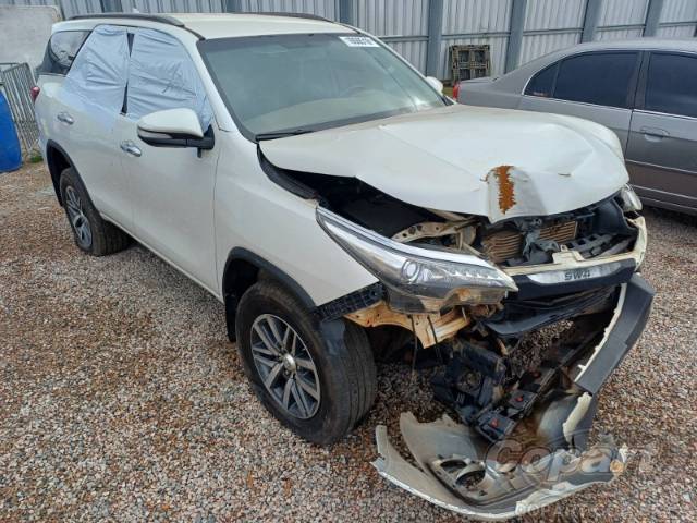 2017 TOYOTA HILUX SW4 