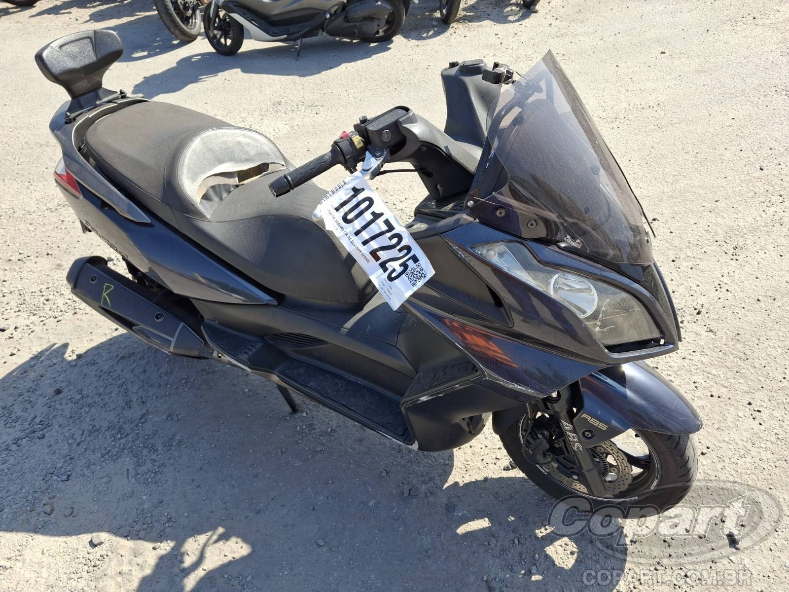 Veículo KYMCO Downtown 2017 KYMCO DOWNTOWN 300i ABS CVT Gasolina 2018 em leilão