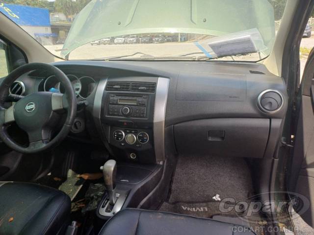 2014 NISSAN LIVINA 