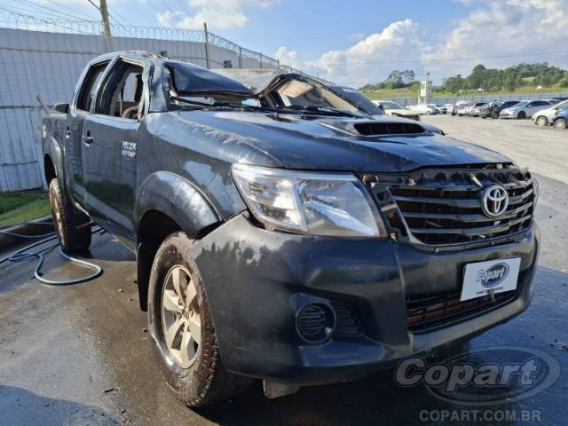 2012 TOYOTA HILUX CD 