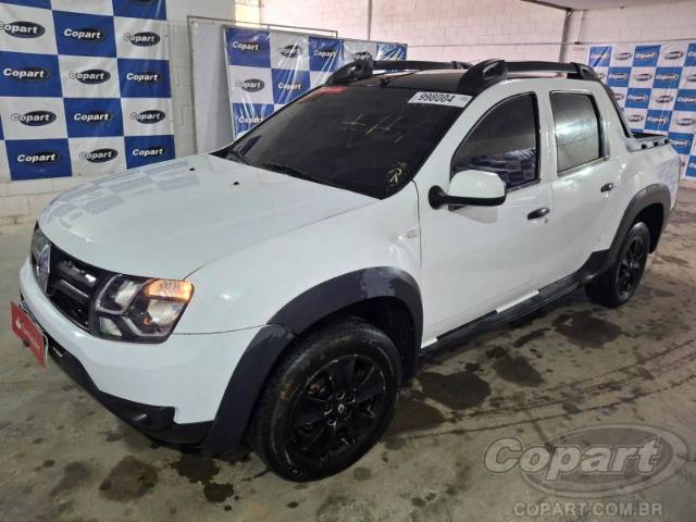 2022 RENAULT DUSTER OROCH 