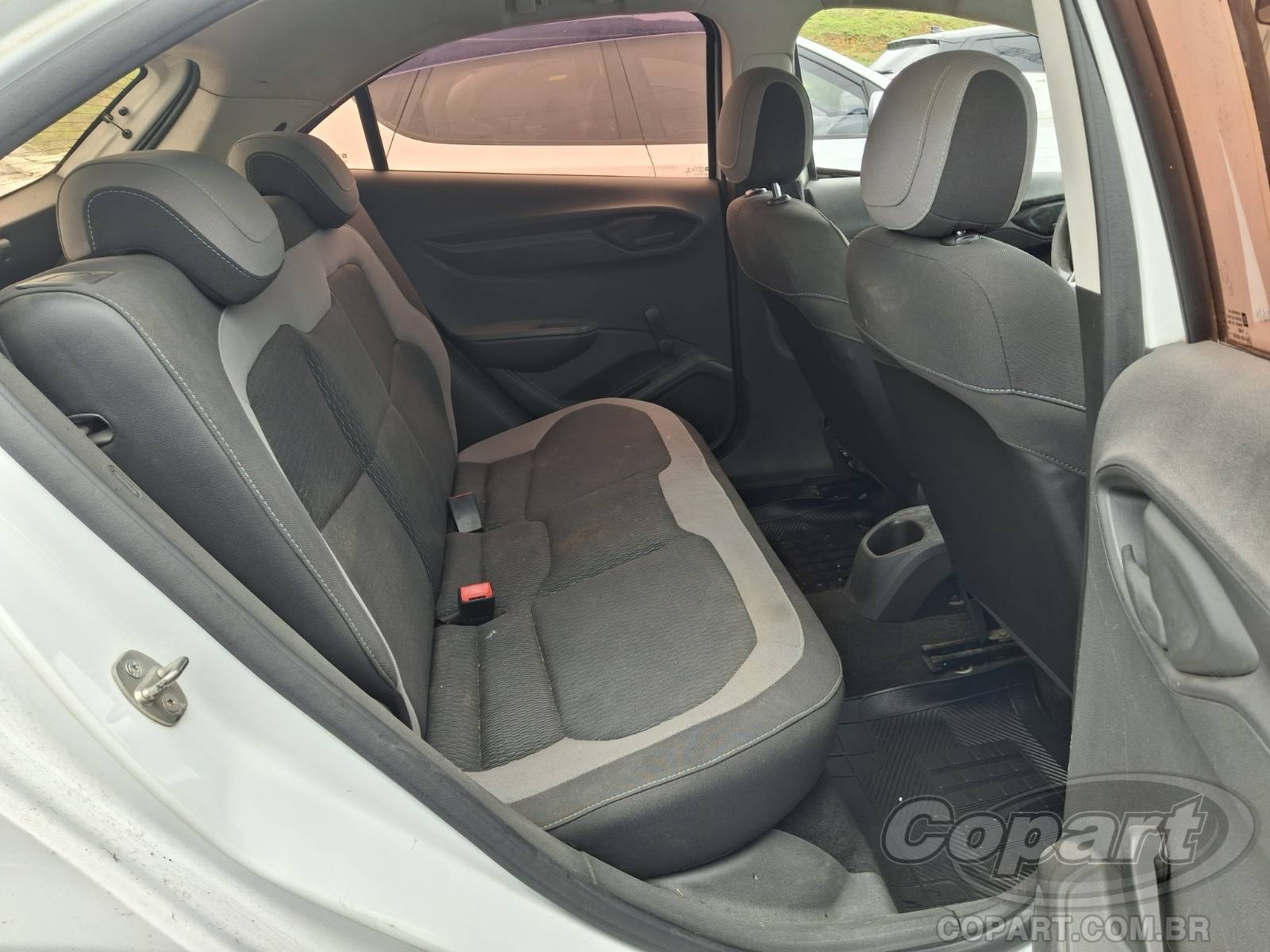 Foto 6 de 12: 2015 CHEVROLET ONIX