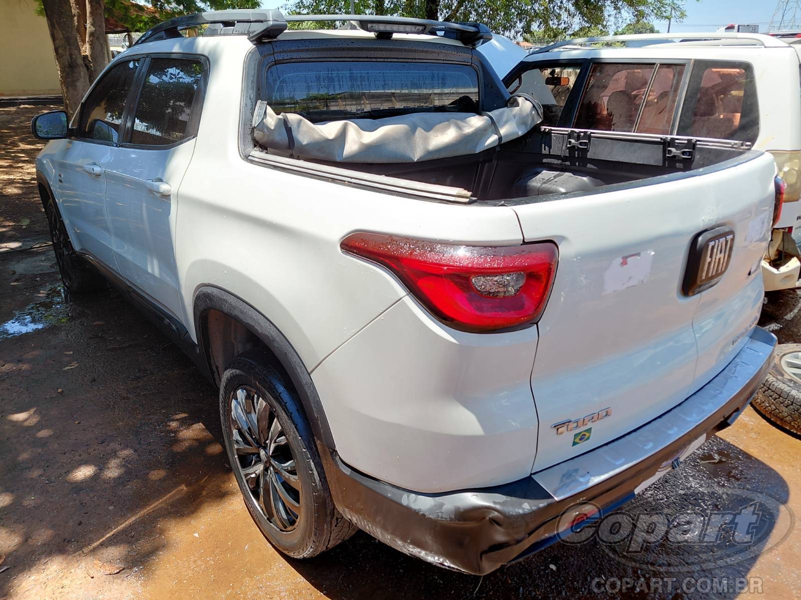 Foto 3: 2019 FIAT TORO
