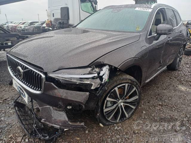 2023 VOLVO XC60 